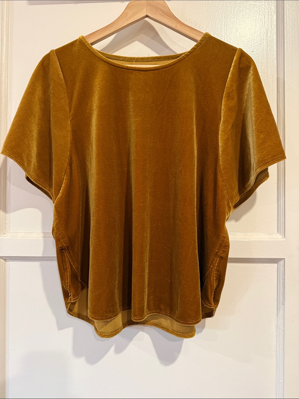 Madewell Velvet Short-Sleeve Top in Mustard Gold
